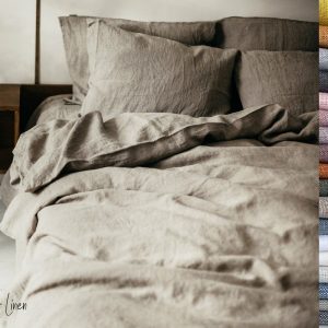 Linen bedding set. King or Queen size duvet cover with button closure and 2 envelope pillow cases in natural undyed color