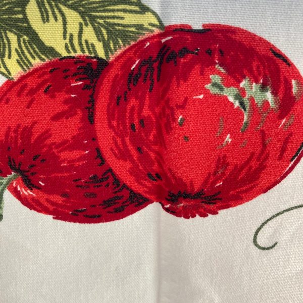 Vintage tablecloth made by “Sun Glo”Printorama” “Fresh  Picked apples and strawberries “