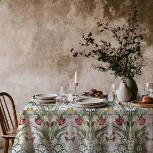 William Morris Tablecloth – Wild Flowers and Bugs White, Vintage Floral Pattern, Morris Fabric Table Linen, Classic Home Decor