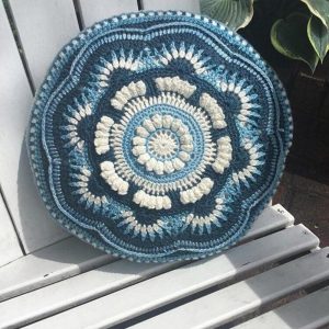 Crochet Pattern Cushion – flowers pillow colorful decoration – DIY Instructions – PDF download