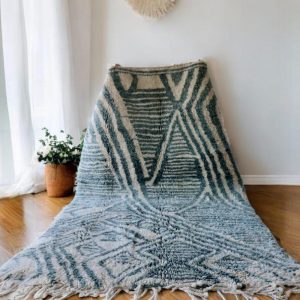 Green Zigzag Beni Ourain Rug – Handmade Moroccan Wool Carpet – Wavy Line Berber Rug for Playful Boho & Modern Interiors – Beni ourain wool