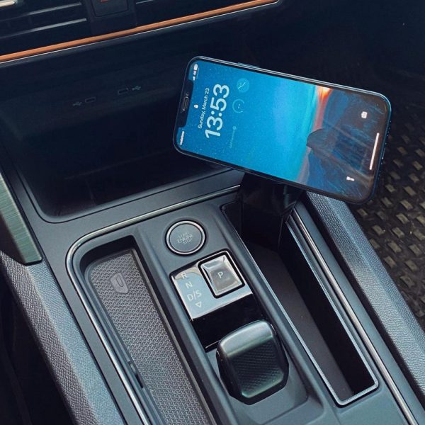 Phone holder for Cupra Formentor and Leon